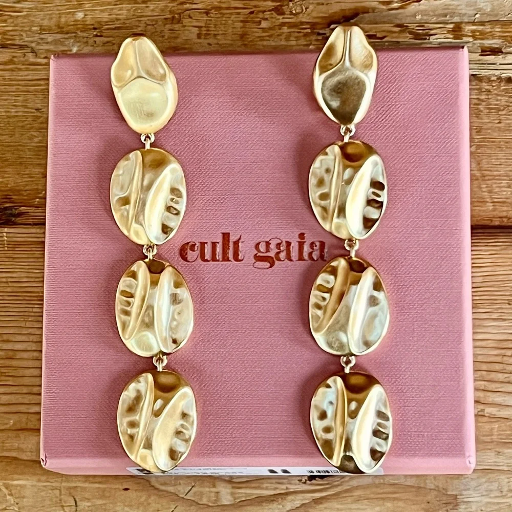 πΊπHPππΊ NWT Cult Gaia Veda Earrings - Picture 1 of 16